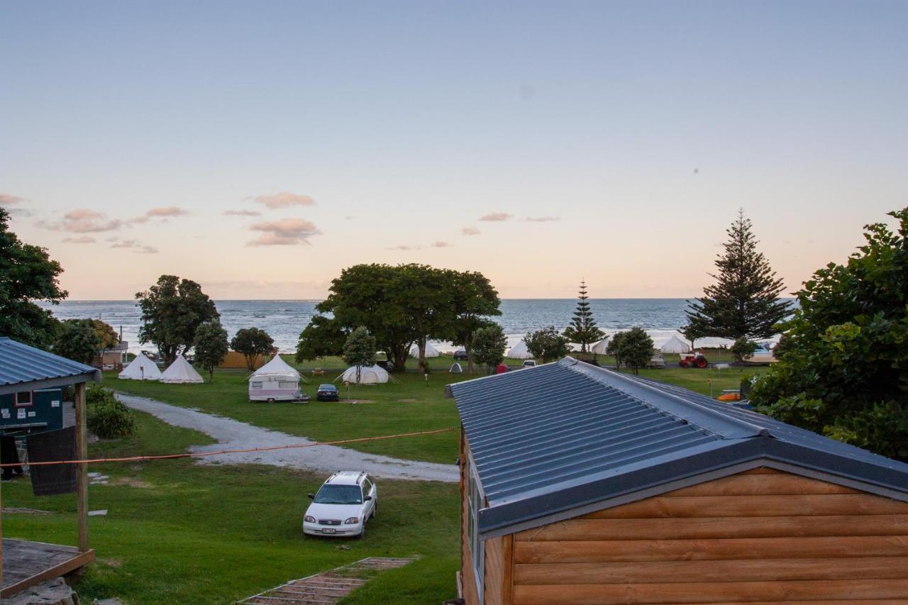 Hotel Tatapouri Bay Gisborne Esterno foto