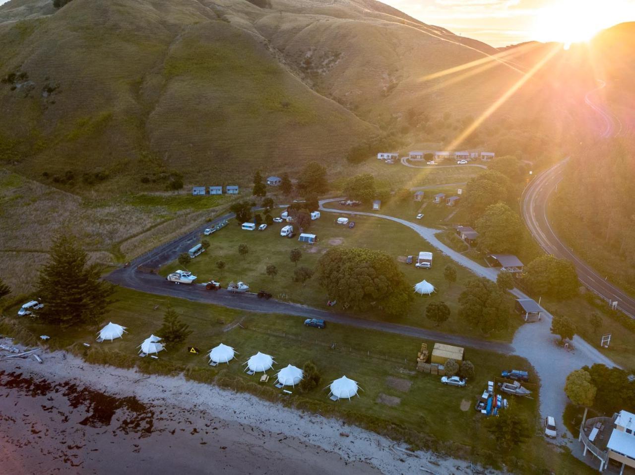 Hotel Tatapouri Bay Gisborne Esterno foto